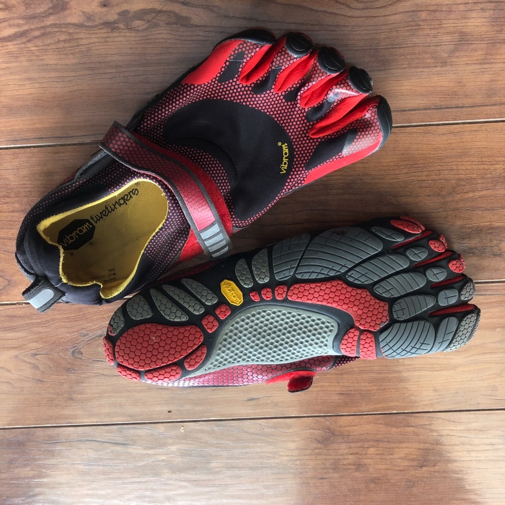Vibram size 12 men’s shoes